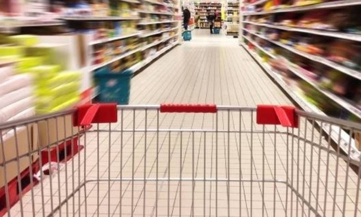 Ακρίβεια: Πότε θα δούμε αυξήσεις στα ράφια των σούπερ μάρκετ