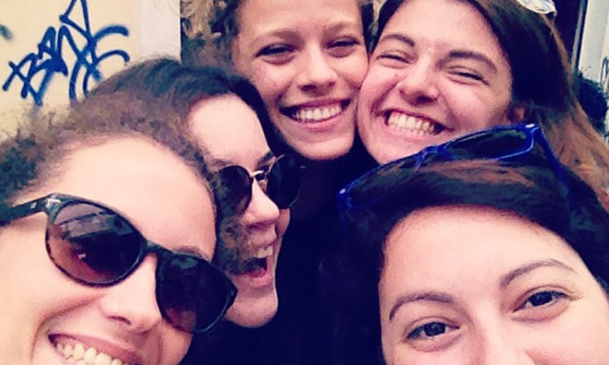 Κορίνα Μεγαρίτη-Ασημίνα Σταμίρη: Πριν γίνουν εχθροί στις Άγριες Μέλισσες ήταν φίλες (photo)