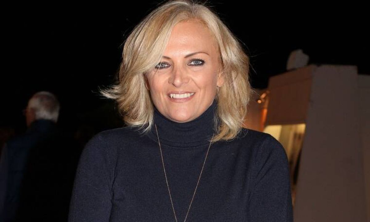 Χριστίνα Λαμπίρη: Βάφτισε τον εγγονό της  - Οι πρώτες δηλώσεις και φώτο από το μυστήριο!