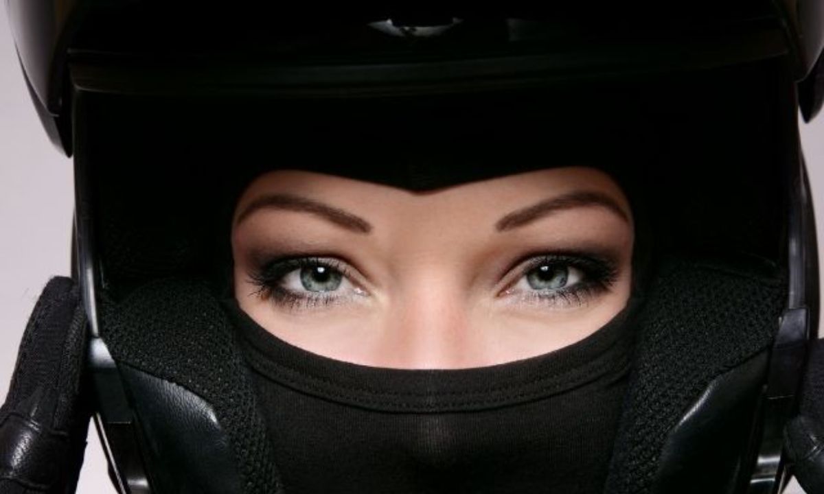 Τι λένε τα μάτια σου για σένα;