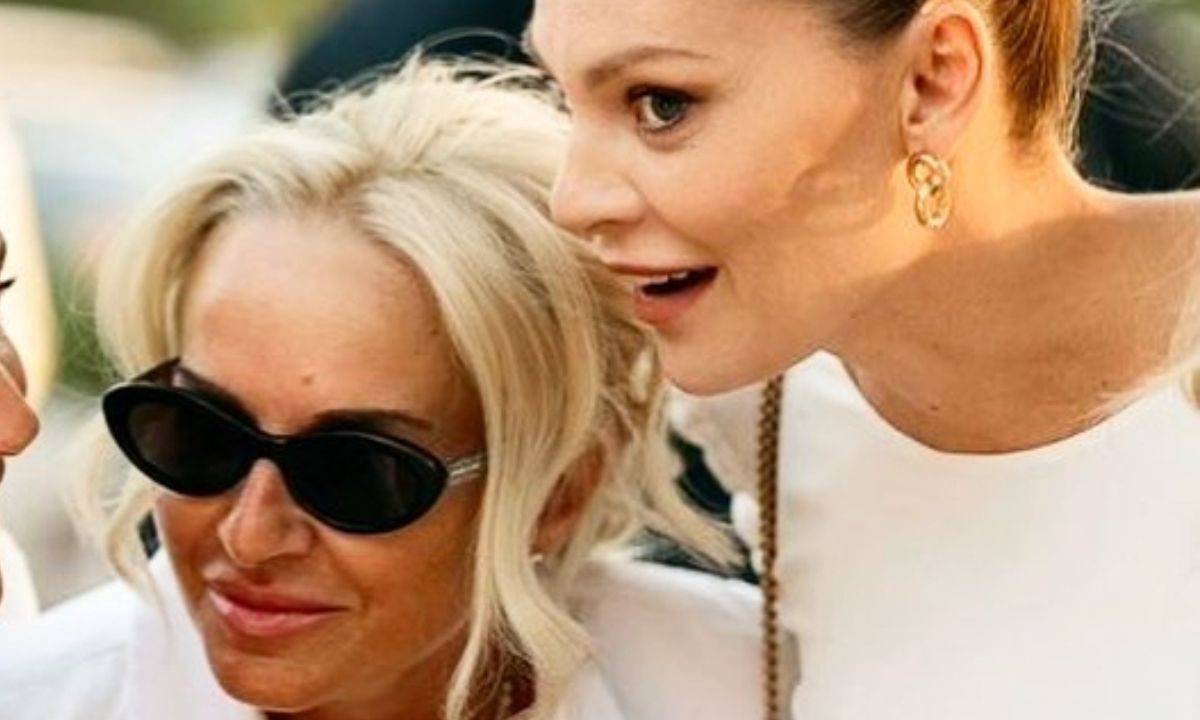 Η Μαρία Μπεκατώρου εκθειάζει τη μαγειρική της Μπόσνιακ - «Το ωραιότερο ψωμί του κόσμου»