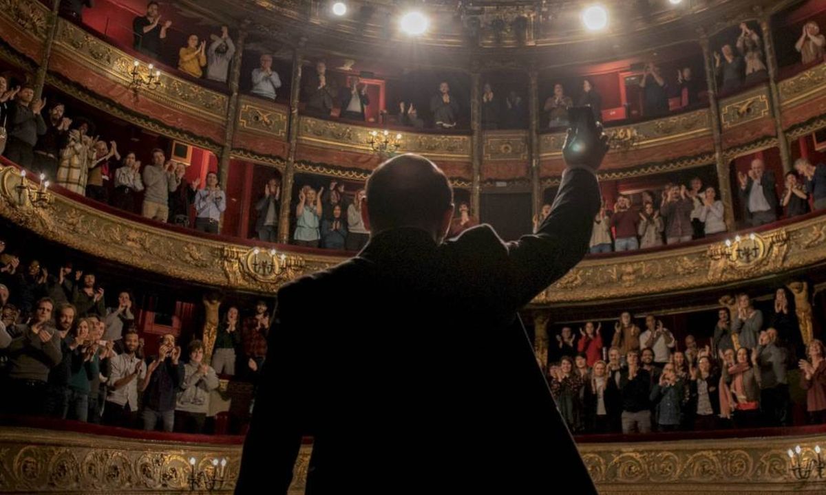 «Ένας Θρίαμβος» στα ελληνικά σινεμά με «Εκρηκτικό Κοκτέιλ» νέων ταινιών