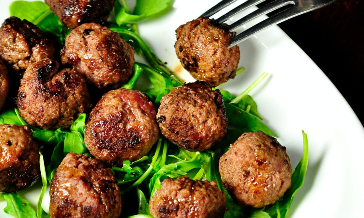 Συνταγή για τα πιο νόστιμα κεφτεδάκια ever