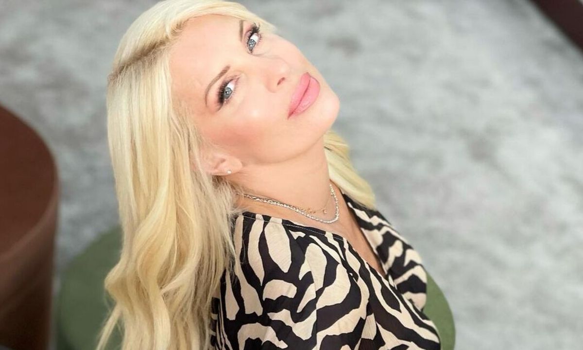 Ελένη Μενεγάκη: Το τελευταίο μπάνιο με τις κόρες της και τον Μάκη Παντζόπουλο!