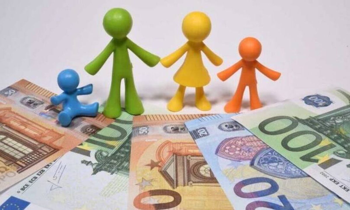 Επίδομα τέκνων: Πότε θα δουν οι δικαιούχοι τα χρήματα στους λογαριασμούς τους