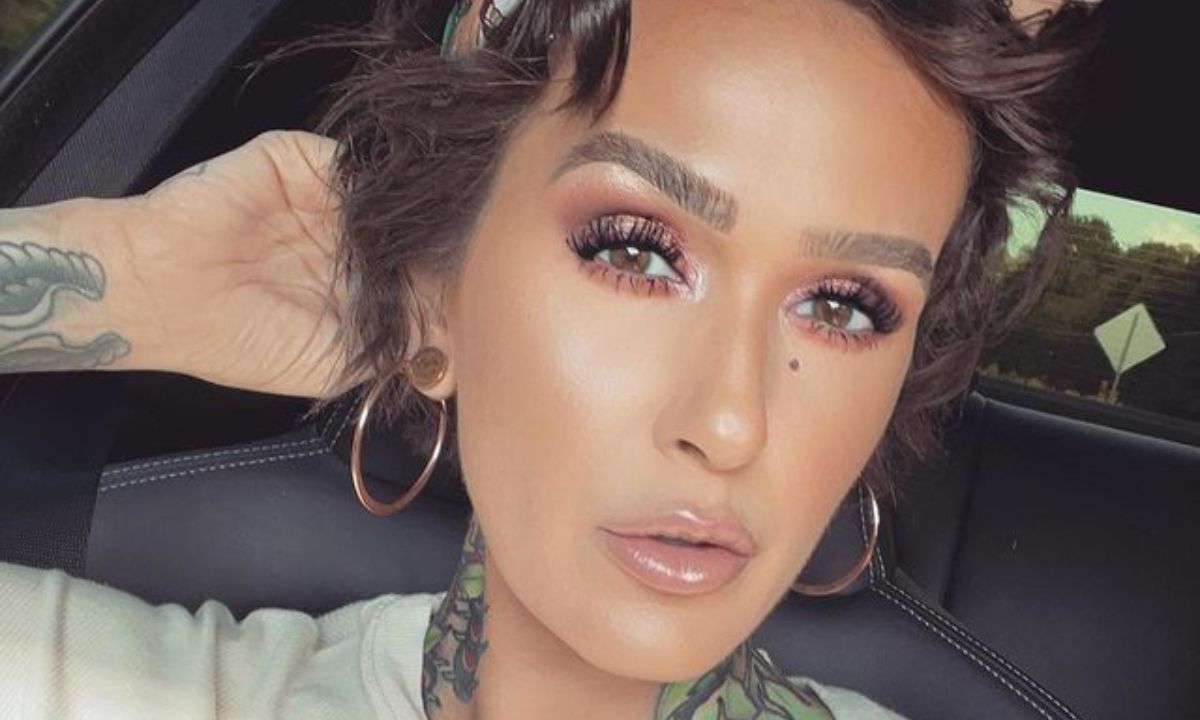 Πέθανε η 35χρονη YouTuber Mel Thompson: Ήταν μητέρα τεσσάρων παιδιών