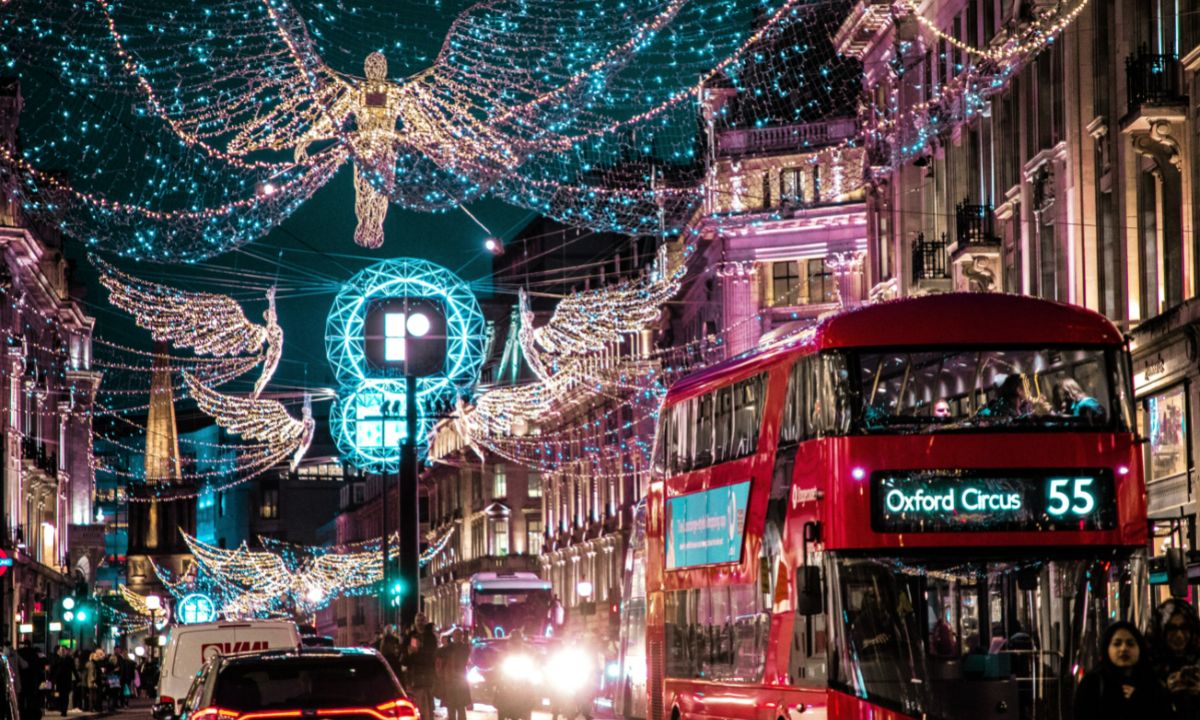 Κεφάλαιο Honeymoon: 5 προορισμοί για να ταξιδέψεις μέσα στα Χριστούγεννα