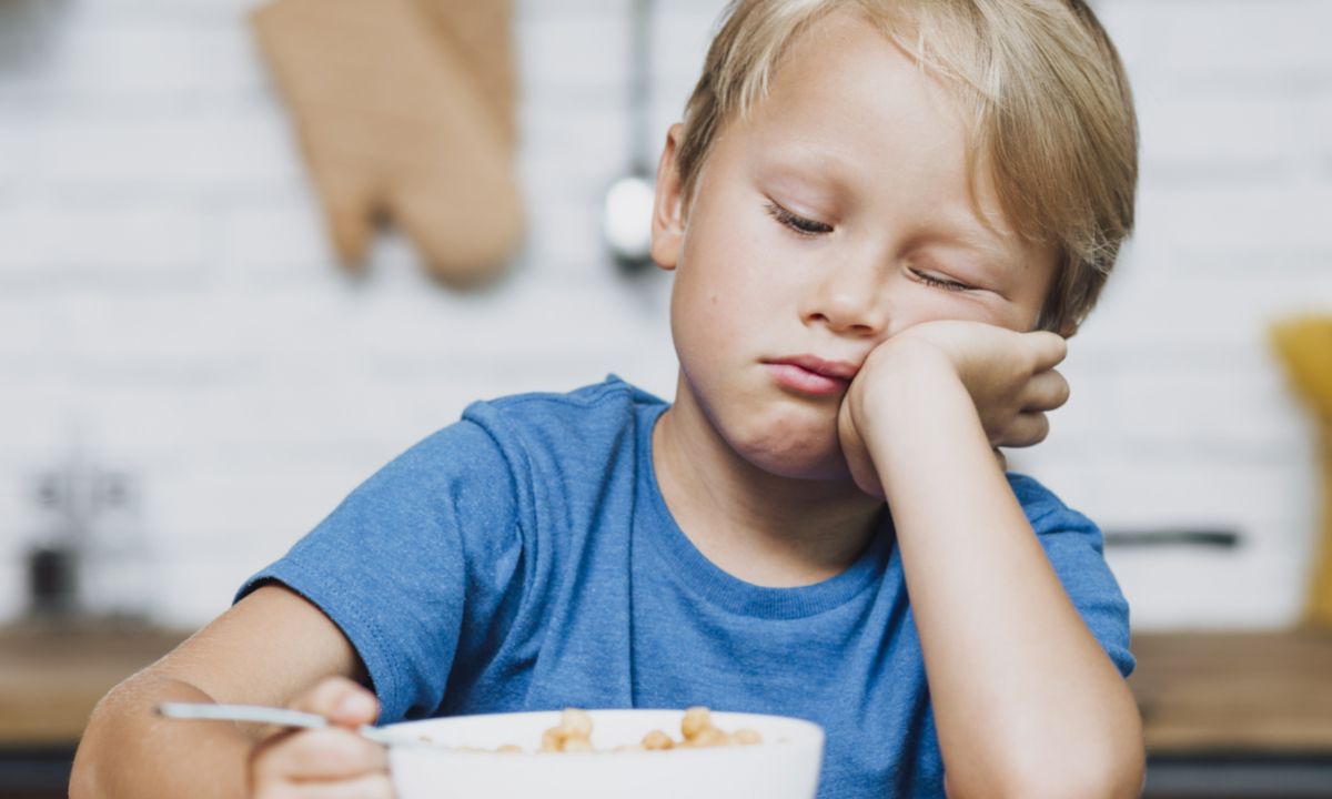 Το παιδί σου κάνει νάζια στο φαγητό; 8 τρόποι να τα έχεις όλα υπό έλεγχο