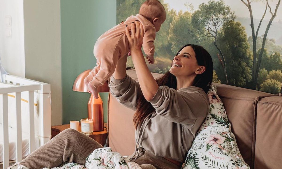 Χριστίνα Μπόμπα: Η αλλαγή στο σώμα της μετά την εξωσωματική και τη γέννα και ο στόχος που έθεσε