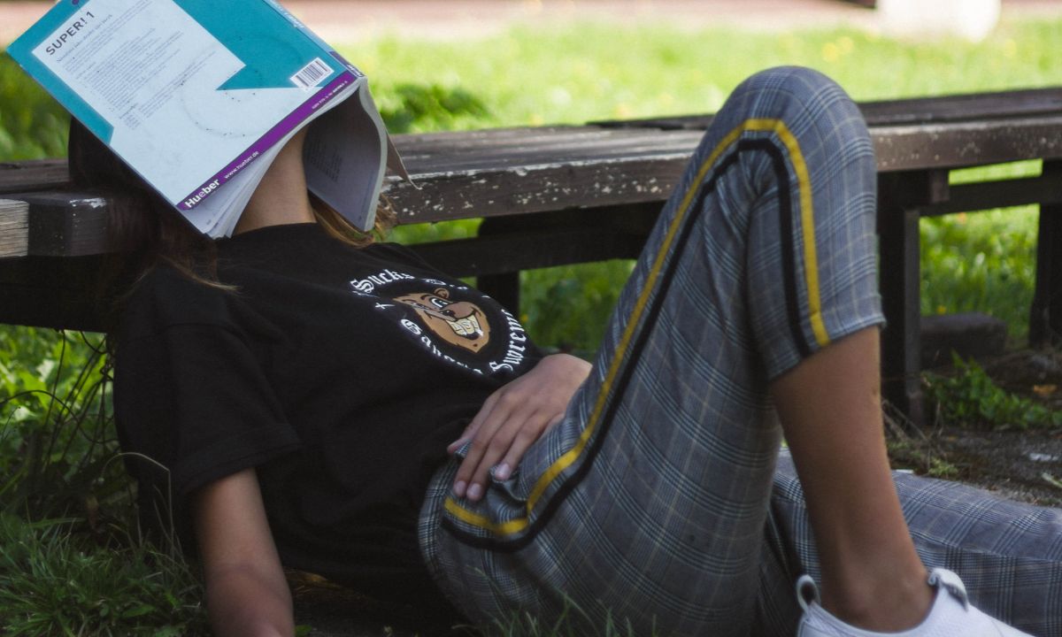 Αισθάνεσαι συνεχώς κουρασμένη; 4 τρόποι για να βρεις τη χαμένη σου ενέργεια