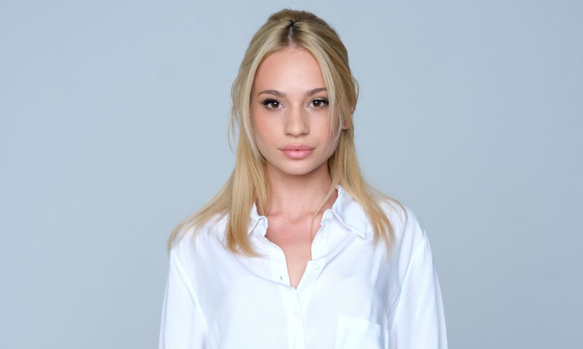 Η Δέσποινα Τσούτσα εξομολογείται: Ταυτίζομαι με τον ρόλο μου γιατί κι εγώ έχασα μικρή τον μπαμπά μου