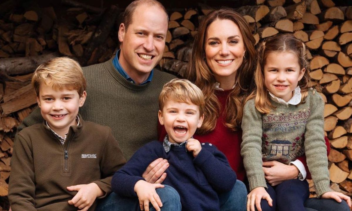 Οι Χριστουγεννιάτικες κάρτες της βασιλικής οικογένειας θα σου δώσουν έμπνευση και για τη δική σου