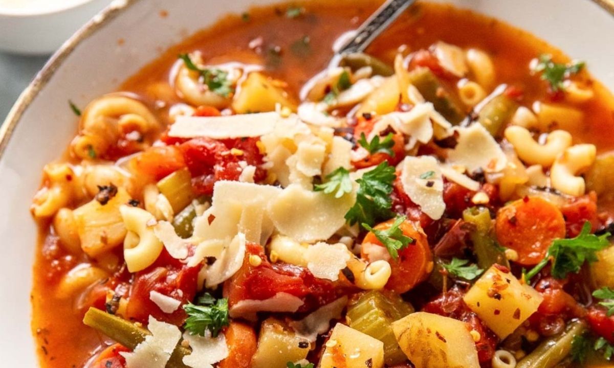 Φοιτητικό Σπίτι: Εύκολη σούπα λαχανικών για τις κρύες ημέρες του χειμώνα