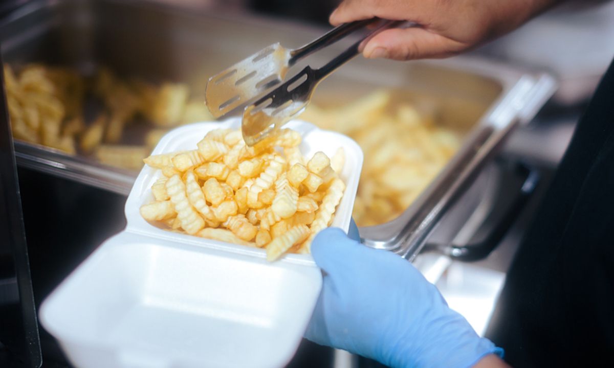 Φθαλικές ενώσεις: Πού υπάρχουν και για ποιες παθήσεις ενοχοποιούνται (εικόνες)