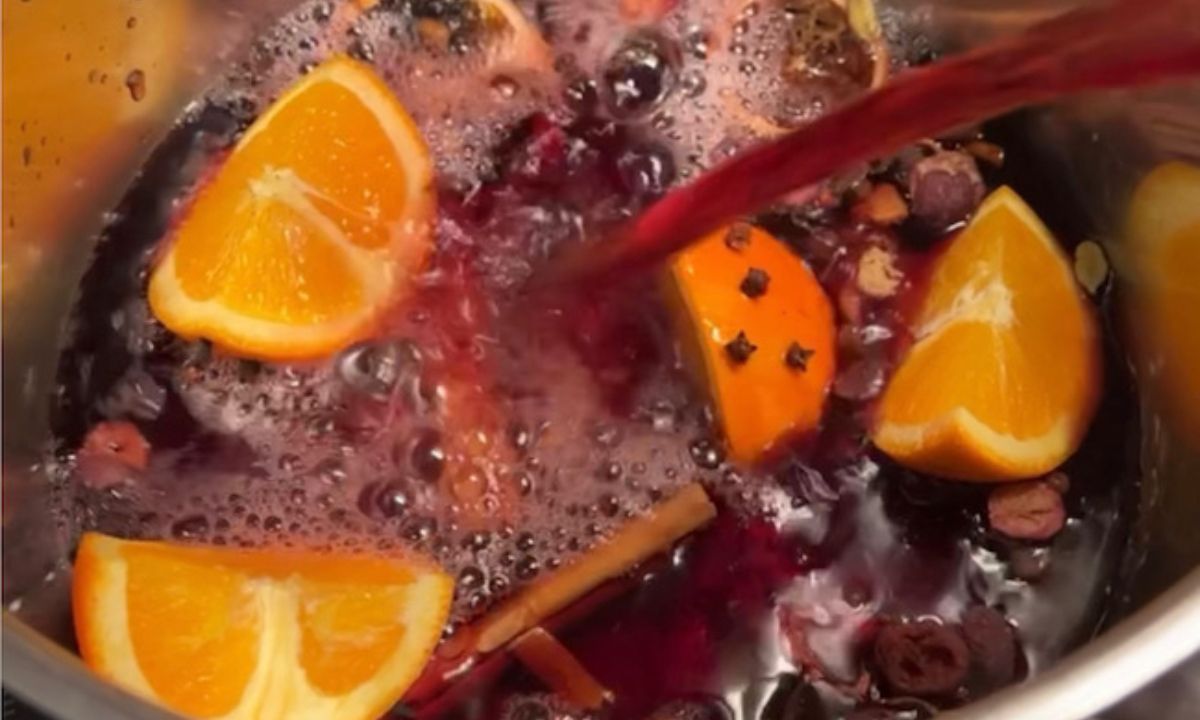 Η απόλυτη συνταγή για Mulled wine/ Gluhwein και νιώστε την Μαγεία των Χριστουγέννων (Γράφει η Majenco)