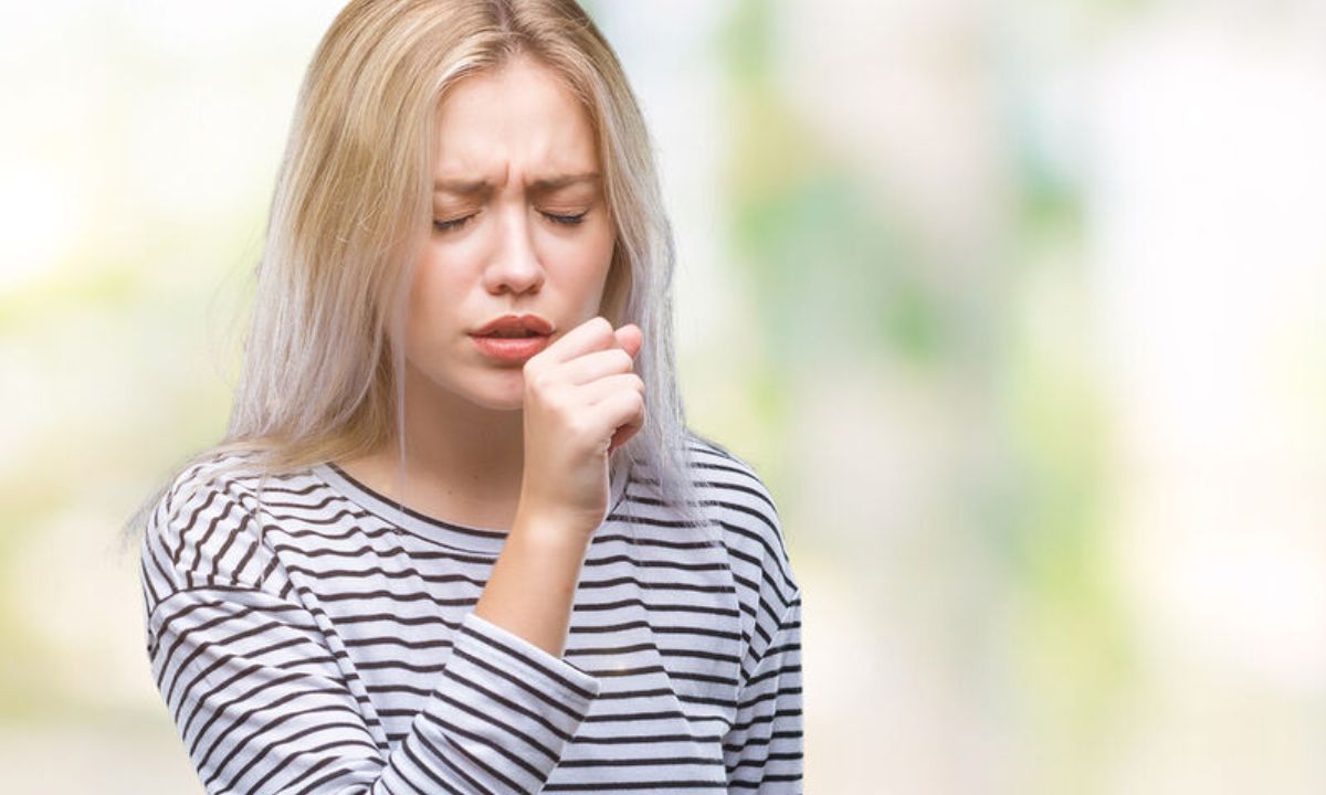 Ξηρός βήχας: Οι αιτίες που τον πυροδοτούν (εικόνες)