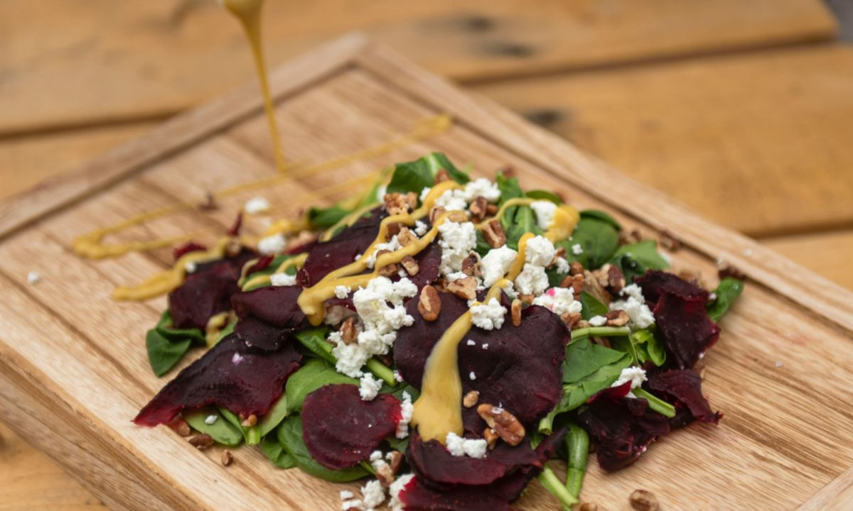 6 οφέλη που δεν ξέρεις πως προσφέρουν στην υγεία σου τα παντζάρια