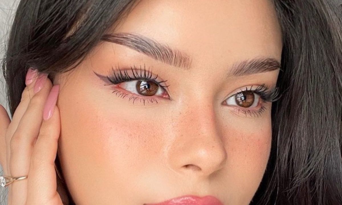 Τα πλούσια φρύδια είναι τάση - 10 προϊόντα για να τα πετύχεις