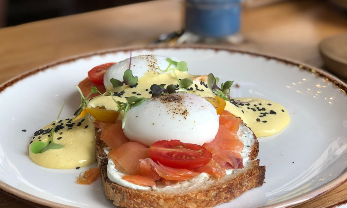 5 gourmet πρωινά που μπορείς να φτιάξεις εύκολα στο σπίτι