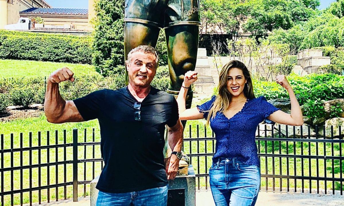 Όλοι μιλούν για την κόρη του Sylvester Stallone και αυτός είναι ο λόγος