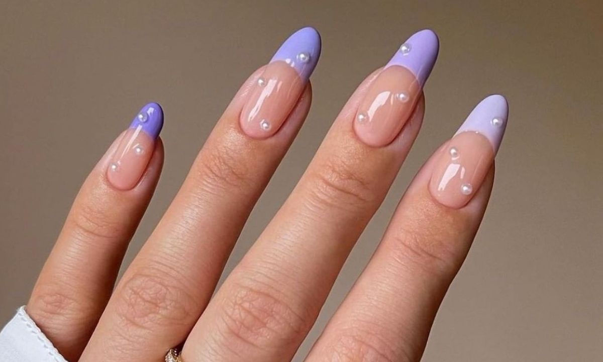 Very Peri! 10 nail art στο χρώμα της χρονιάς για να εντυπωσιάσεις
