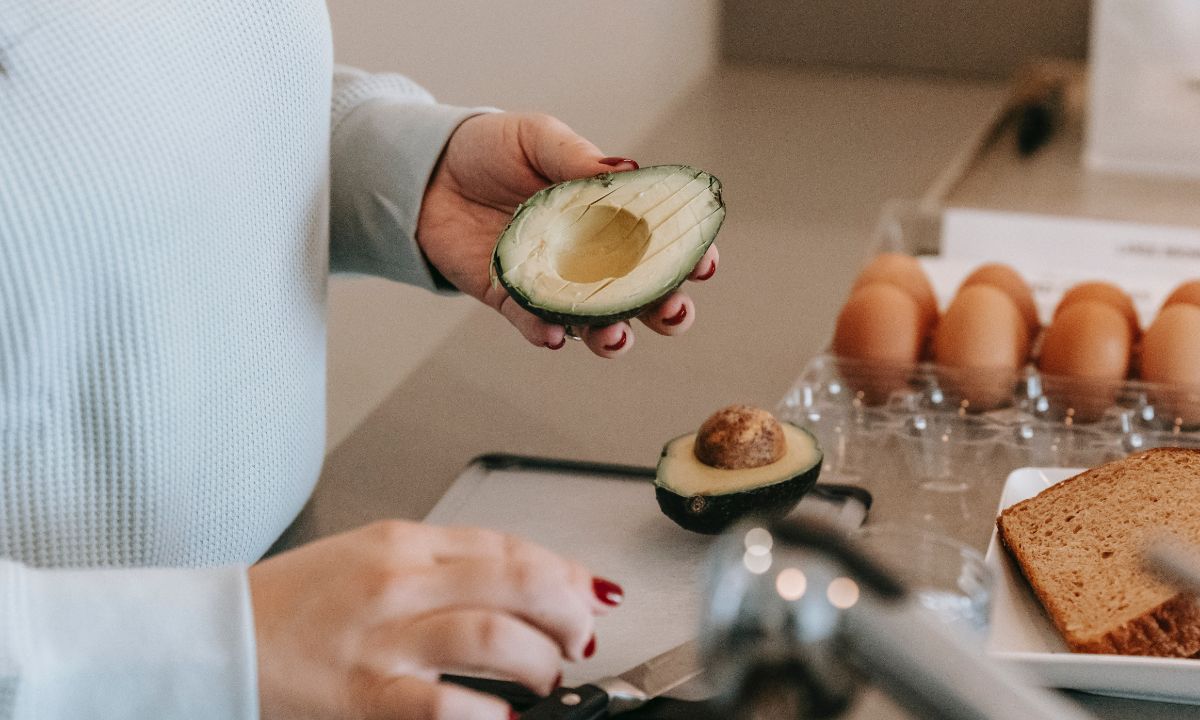 Αυτά τα φρούτα χαλάνε όταν τα αποθηκεύεις μαζί