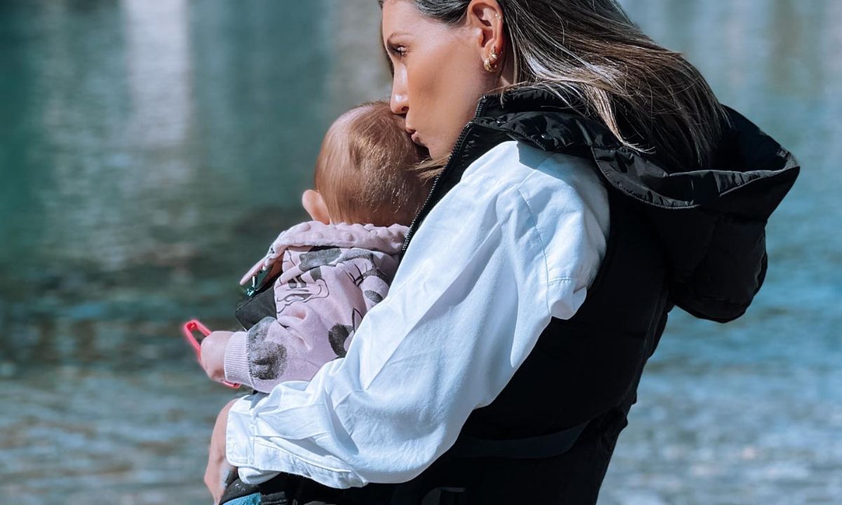 H Αθηνά Οικονομάκου έγινε θεία και αποκάλυψε το όνομα του μωρού