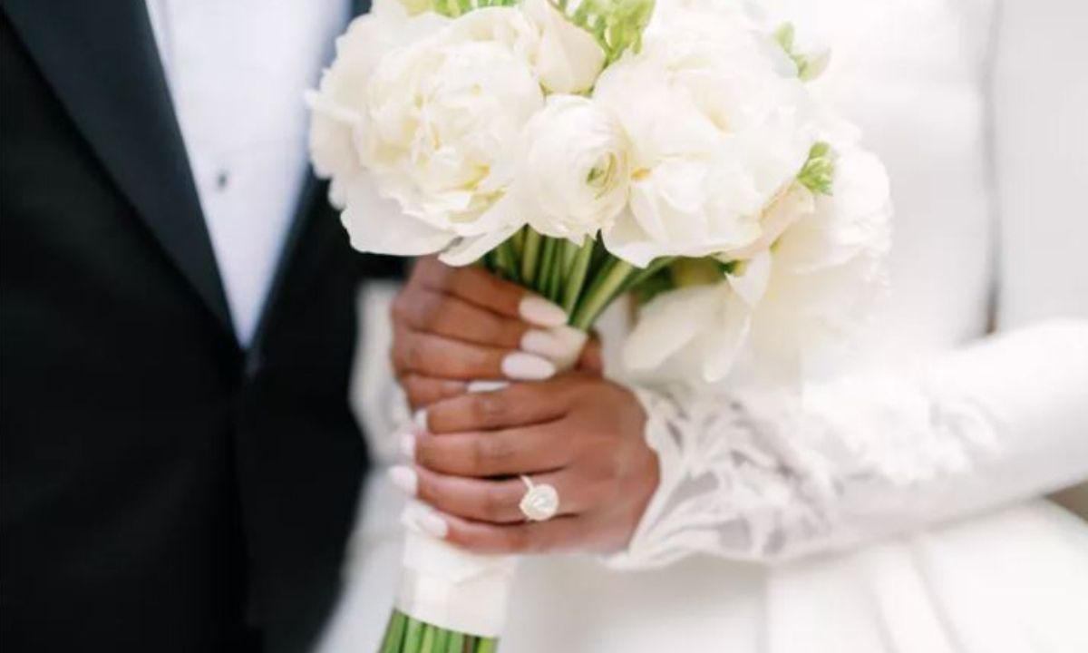 Γαμήλια ανθοδέσμη: Η σημασία πίσω από 11 ρομαντικά λουλούδια