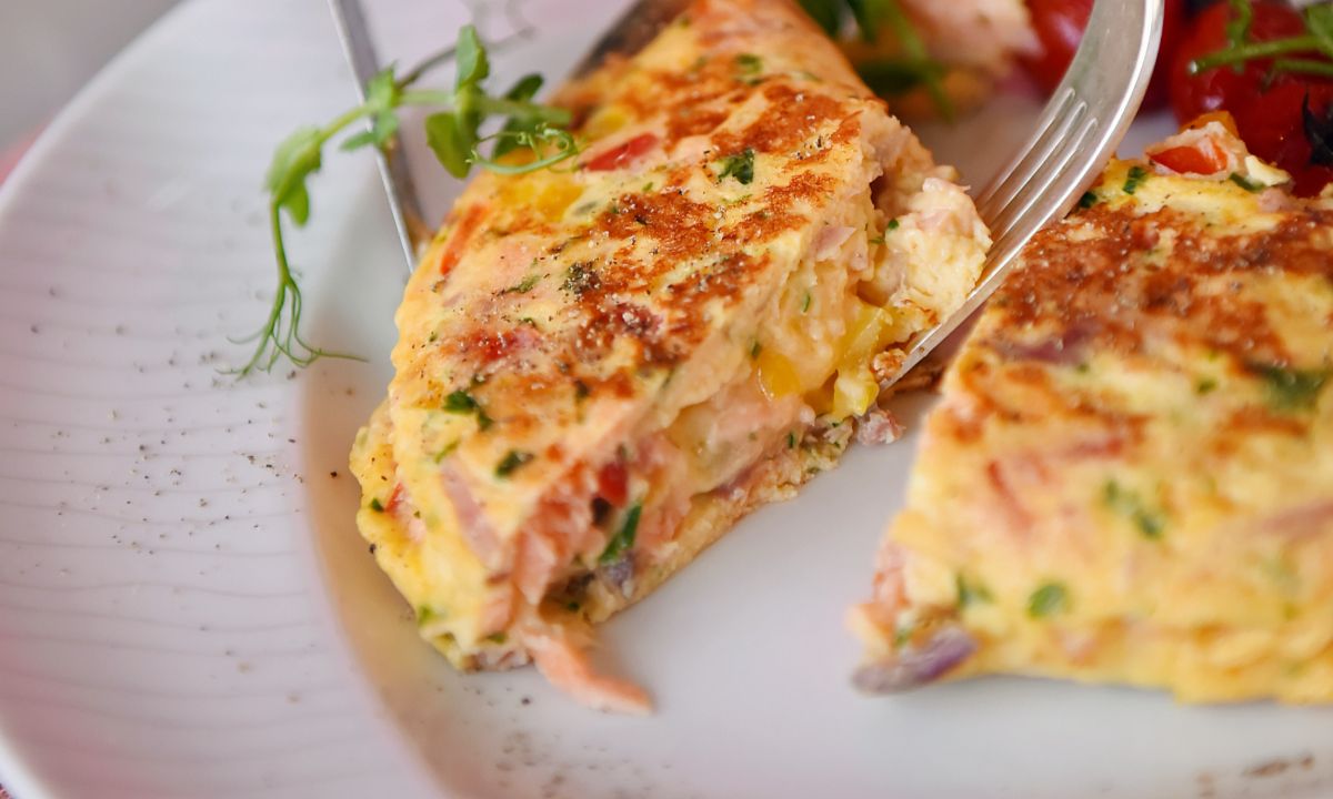 Κάνεις δίαιτα; Τα υλικά που βάζουν στην ομελέτα και οι διατροφολόγοι