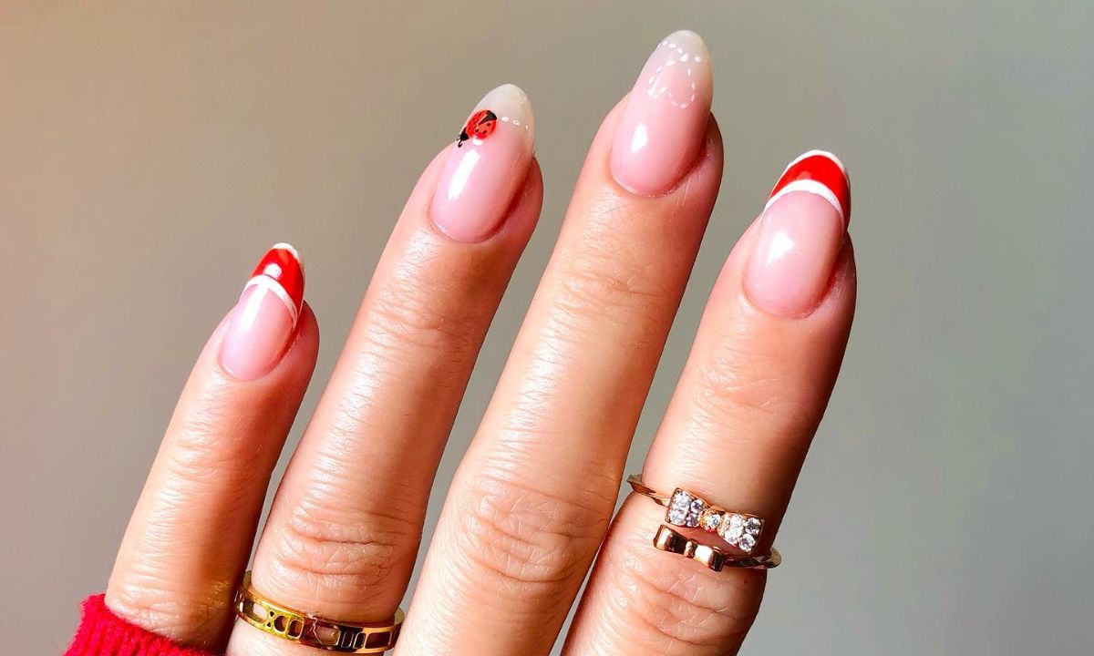 11 ανοιξιάτικα και άκρως πασχαλινά μανικιούρ για να διαλέξεις
