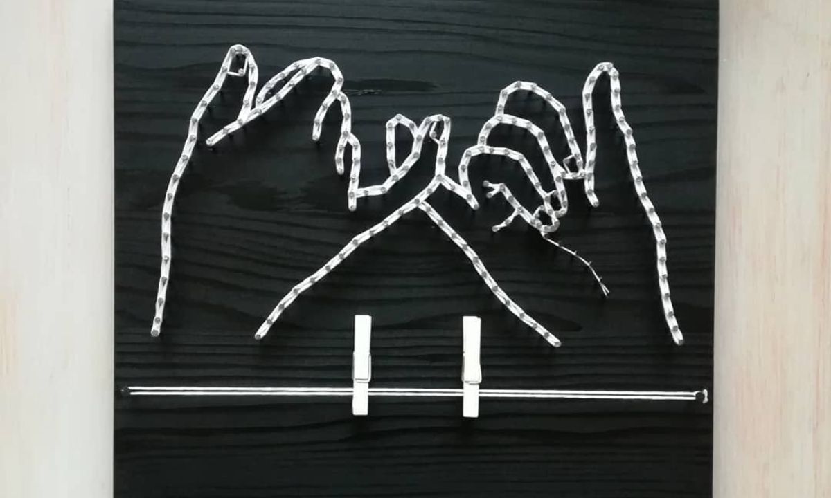 Pinky promise: Τι είναι αυτή η υπόσχεση για την οποία όλοι οι έφηβοι μιλούν