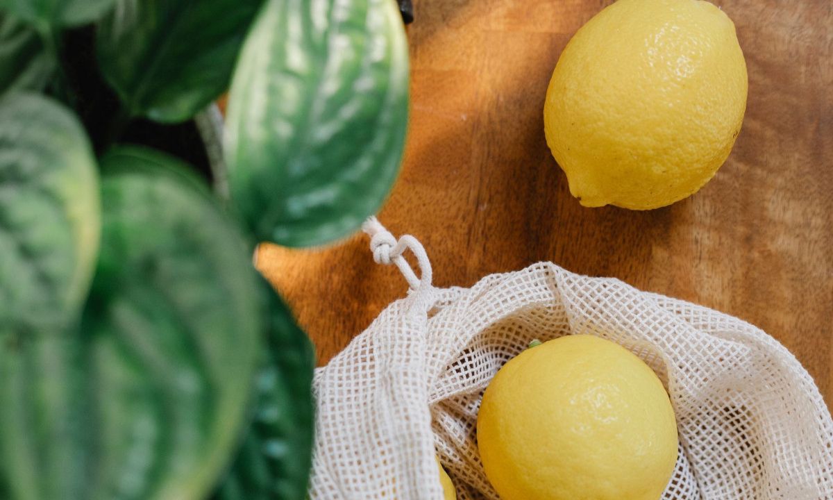 Το μυστικό για να μην σαπίζουν γρήγορα τα λεμόνια