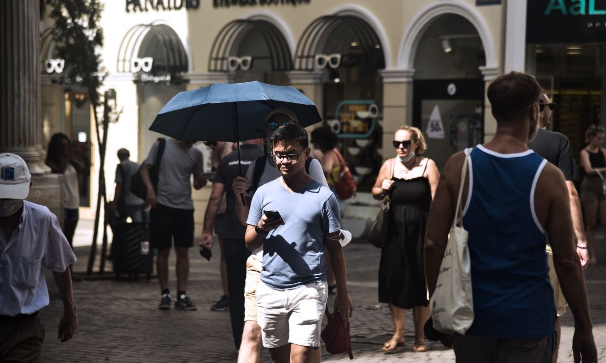 Μαρουσάκης στο Newsbomb.gr: 37άρια μέχρι την Παρασκευή και μετά... καταιγίδες και χαλάζι