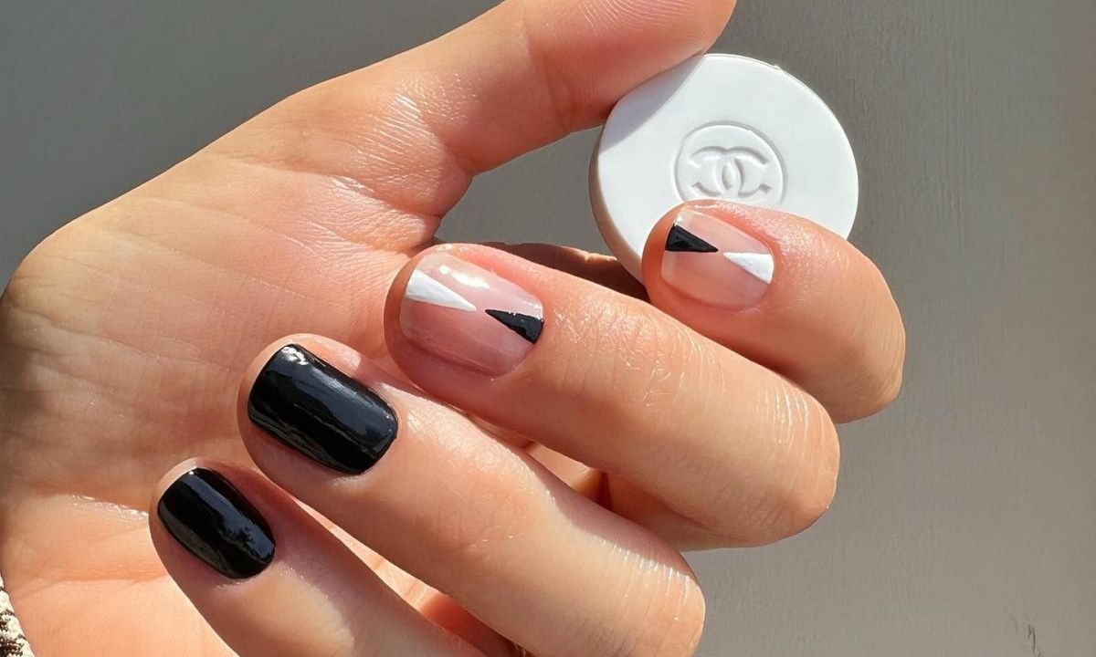 Το ασπρόμαυρο μανικιούρ είναι πάντα επίκαιρο κι εδώ θα βρεις τα 10 πιο κομψά