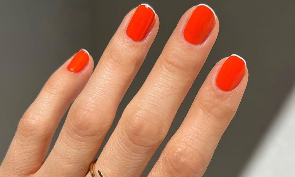 Όχι μόνο το λευκό! 6 βερνίκια νυχιών που ταιριάζουν στο μαυρισμένο δέρμα