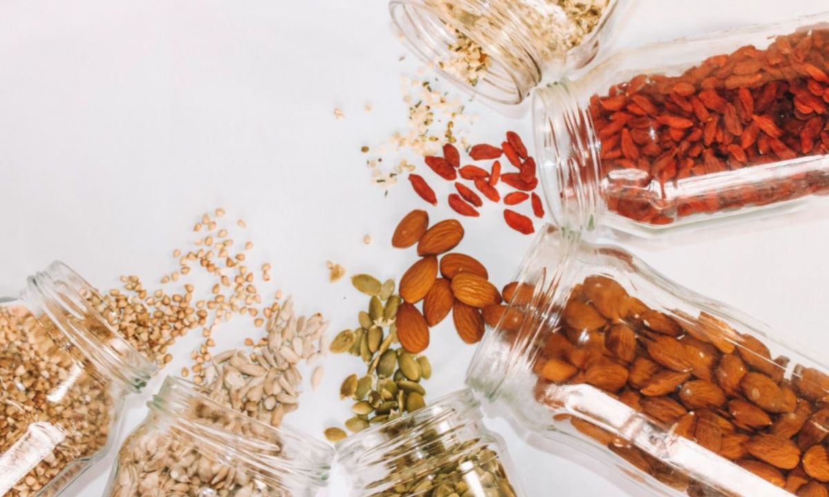 Αυτά  τα healthy σνακ δεν πρέπει να λείπουν από την τσάντα θαλάσσης σου