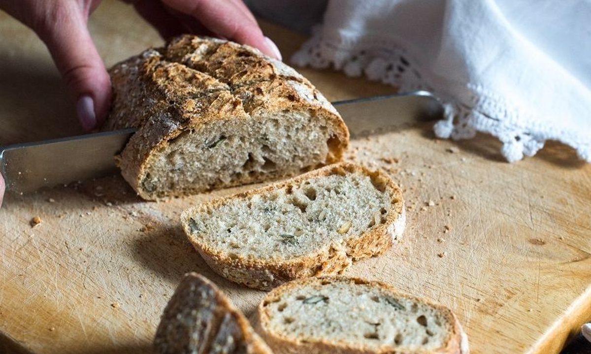 Το λάθος με το αλεύρι που κάνεις όταν φτιάχνεις ψωμί