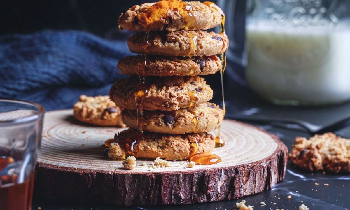 Η λεπτομέρεια με το λάδι στα μελομακάρονα για να σου πετύχουν