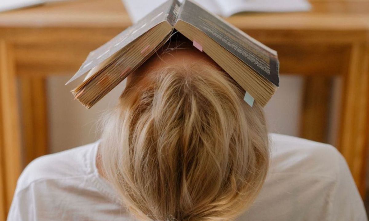 Η τεχνική που θα σε βοηθήσει να απαλύνεις το άγχος σε δευτερόλεπτα