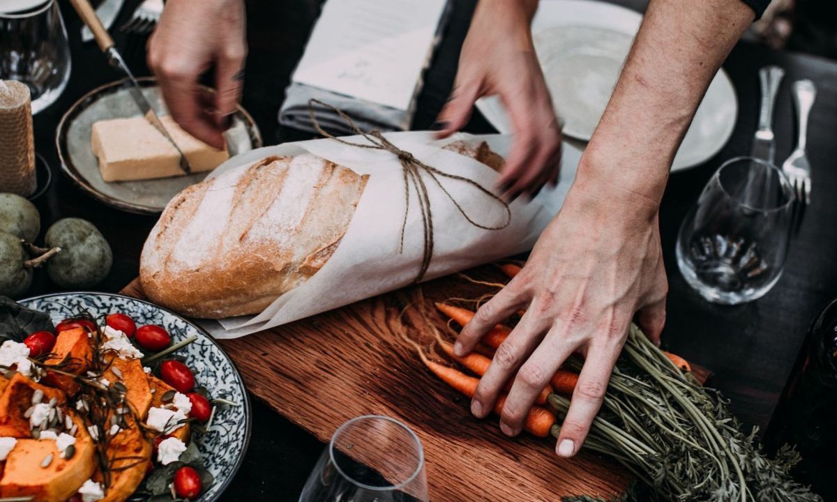 6 κατάλληλες τροφές πριν τον ύπνο για να ζεσταθείς