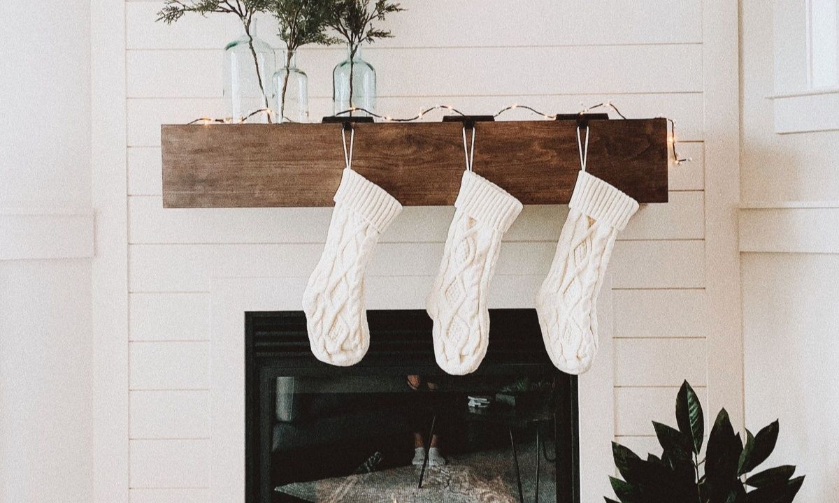 Στολισμός στο τζάκι +4 ακόμη σημεία που μπορείς να διακοσμήσεις