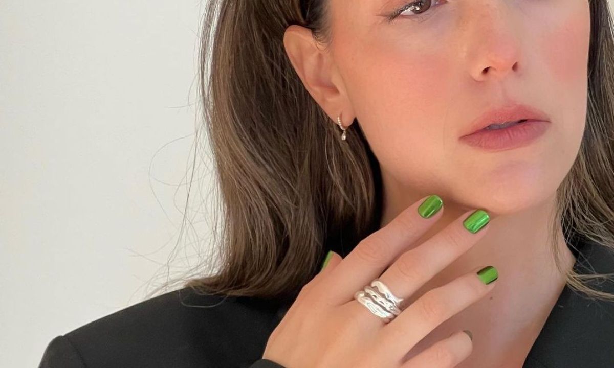 Τα 10 πιο κομψά μανικιούρ για να ξεχωρίσεις τα Χριστούγεννα