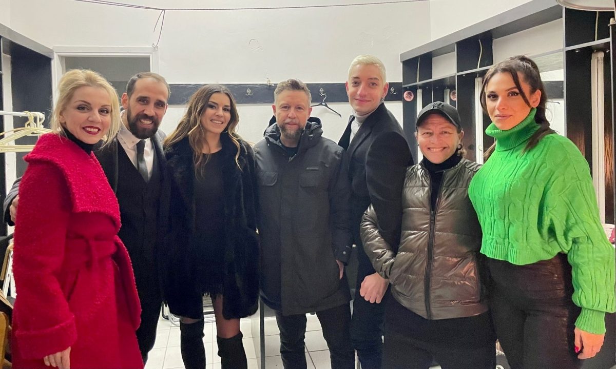 «Έσπασε η νύχτα» στη συναυλία-βράβευση της Όλγας Βλαχοπούλου στο Greek Santa's Village