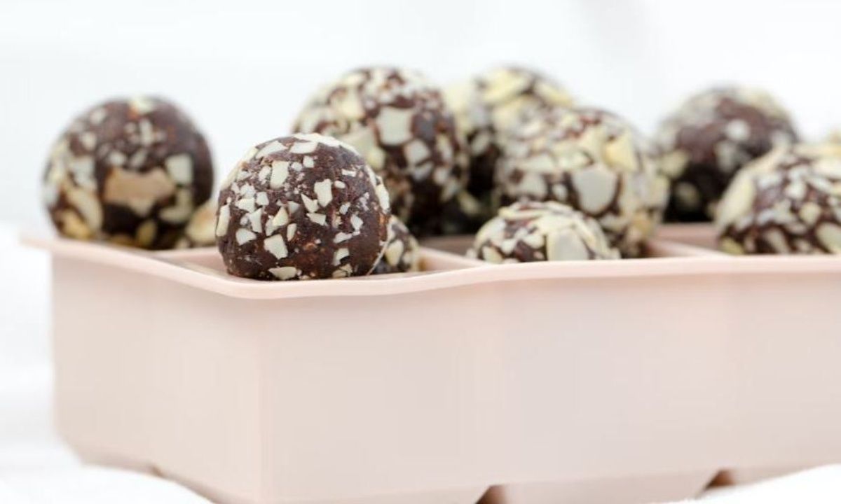 Το tip για το φαγητό στις γιορτές& το μελομακάρονο με μόνο 61 θερμίδες