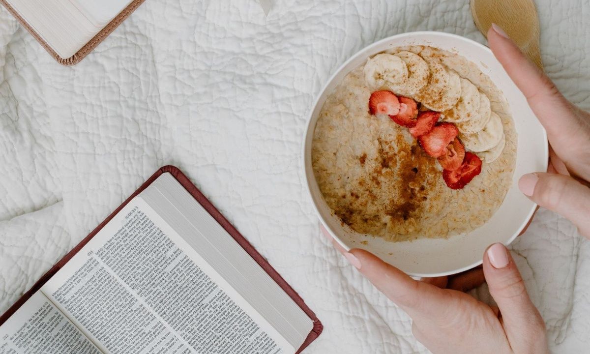 3 τροφές που θα σου φτιάξουν τη διάθεση όσο χάλια κι αν είσαι