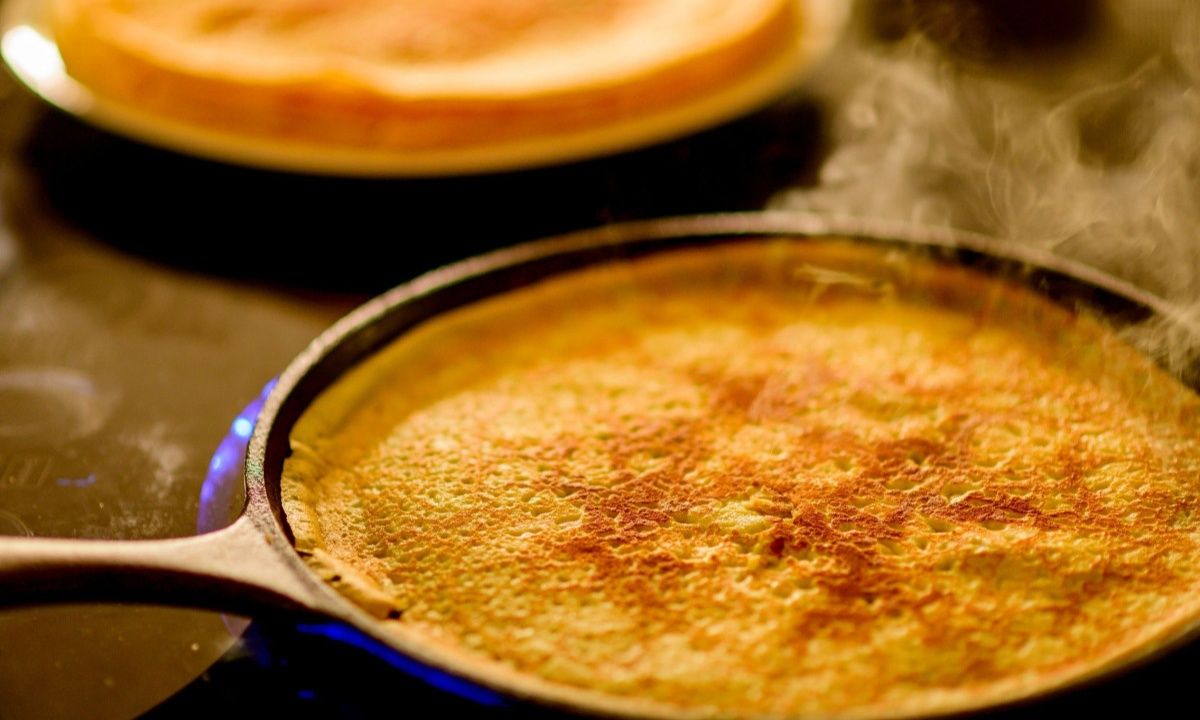 Κόλλησαν τα pancakes στο τηγάνι; Πώς θα το καθαρίσεις εύκολα