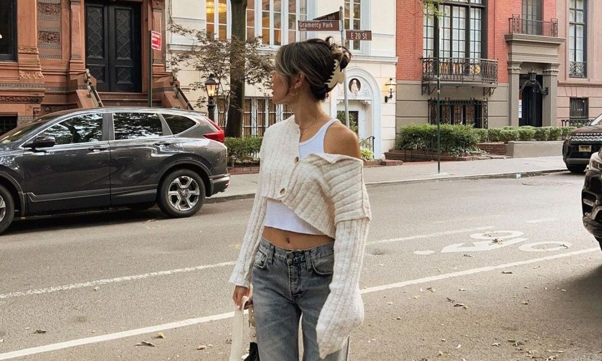 Αυτό το style hack θα κάνει τη ζακέτα σου πολυμορφική