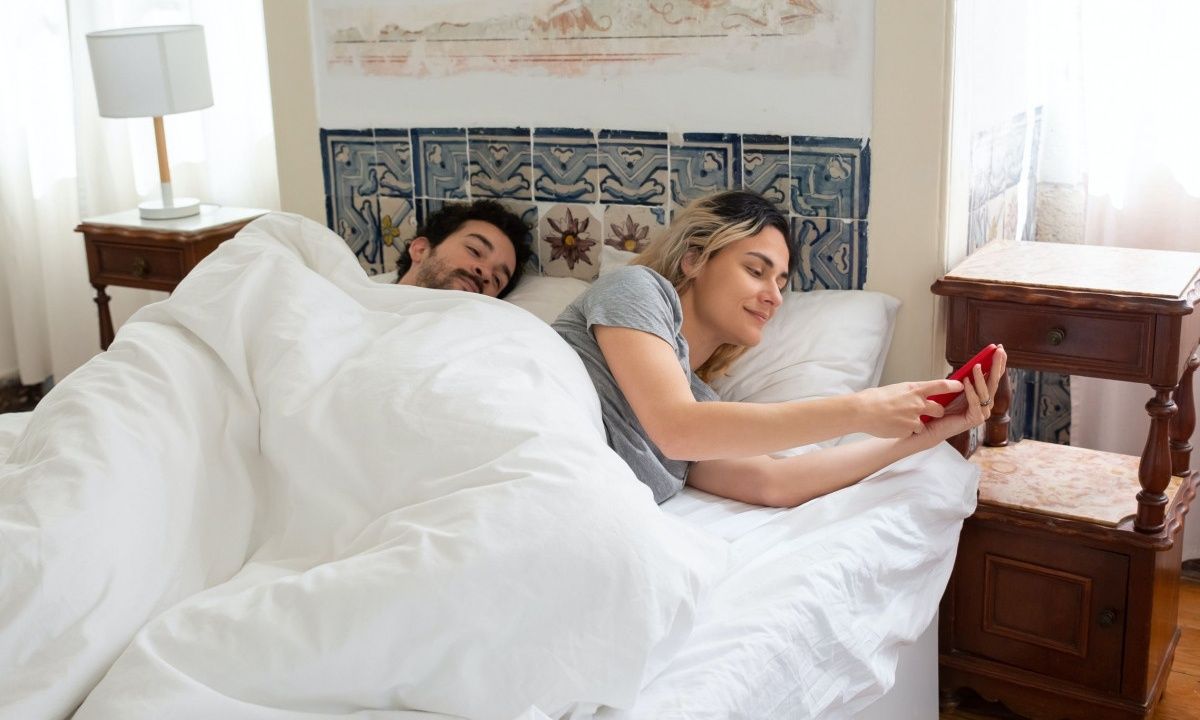 Τι είναι το διαζύγιο ύπνου και πώς μπορεί να ωφελήσει την υγεία σου