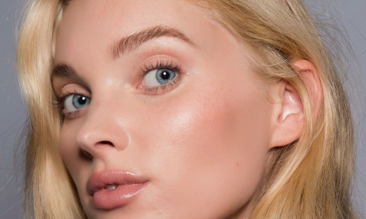 The spring glam: 10 highlighters για κομψή λάμψη στο μακιγιάζ