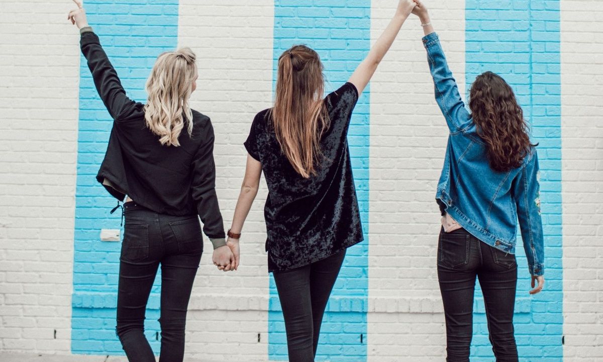 Last minute gift shopping: 10 δώρα για τις γυναίκες της ζωής σου